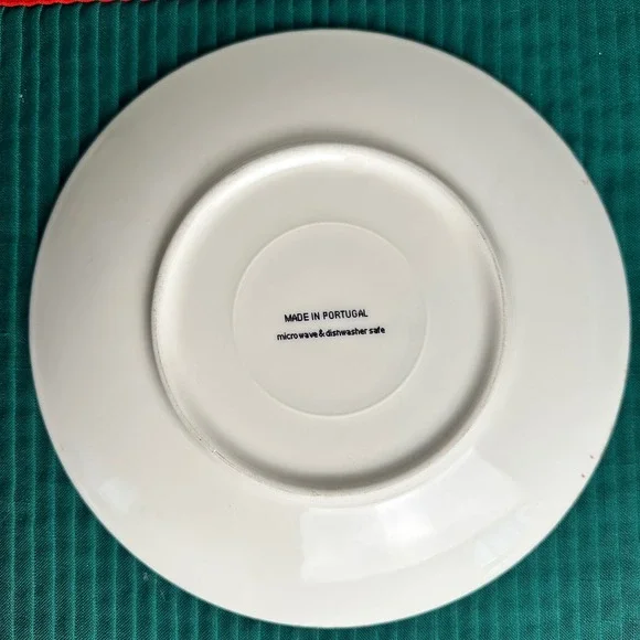 Made in Portugal Snowman Appetizer Plates Set of 2 White Red 8.25in Ceramic - Picture 5 of 8